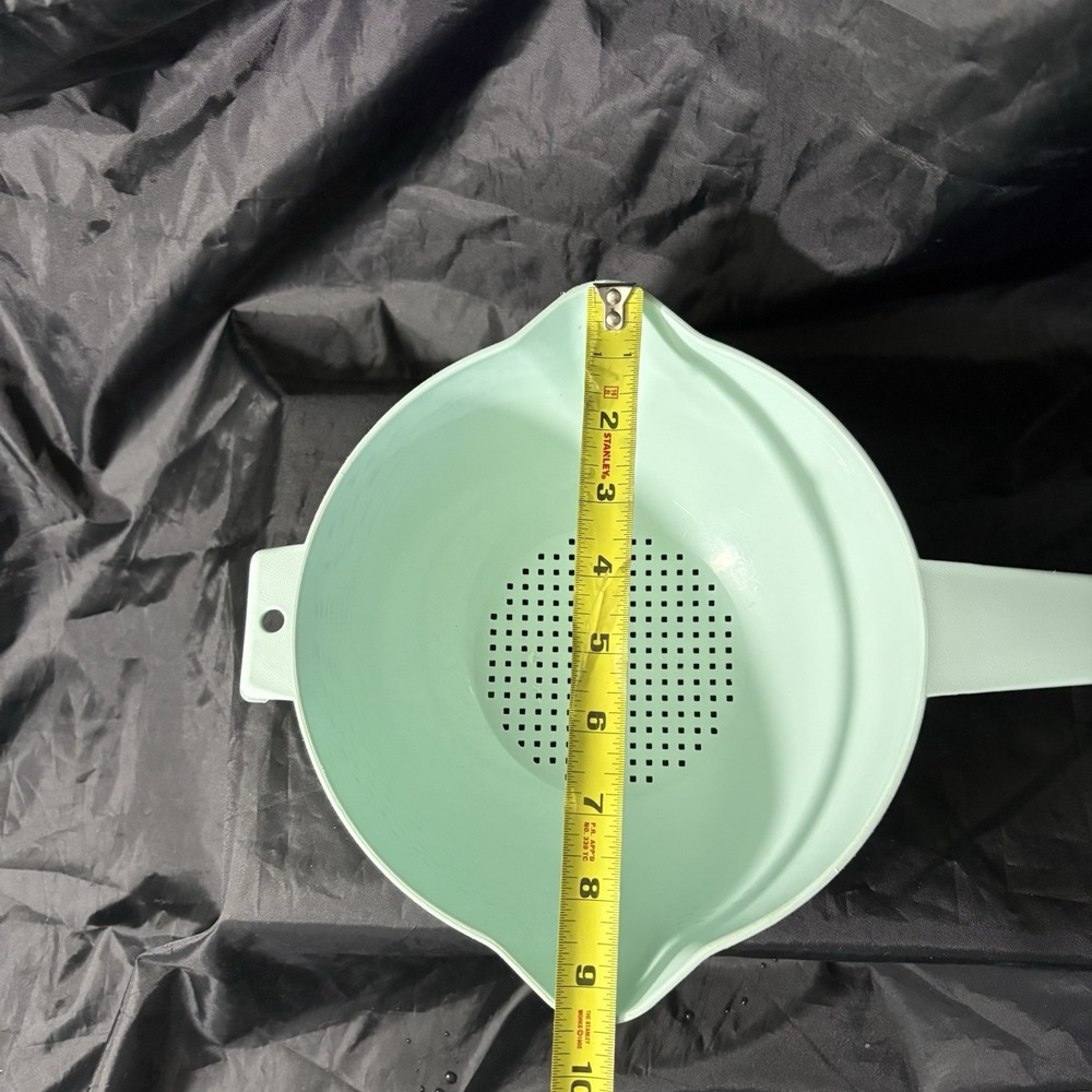 Vintage Tupperware Large 2Qt Colander Strainer #1523 Seafoam Blue Green - Picture 8 of 8